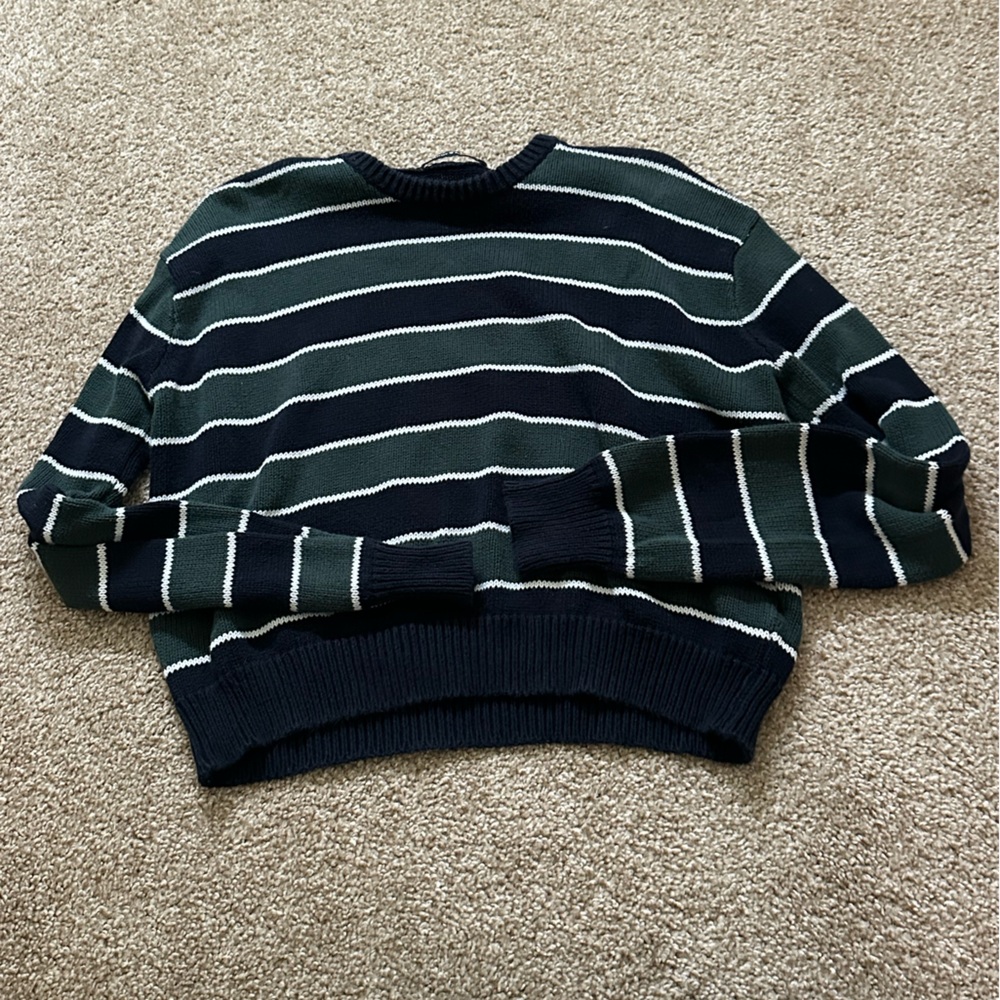 Brandy Melville sweater